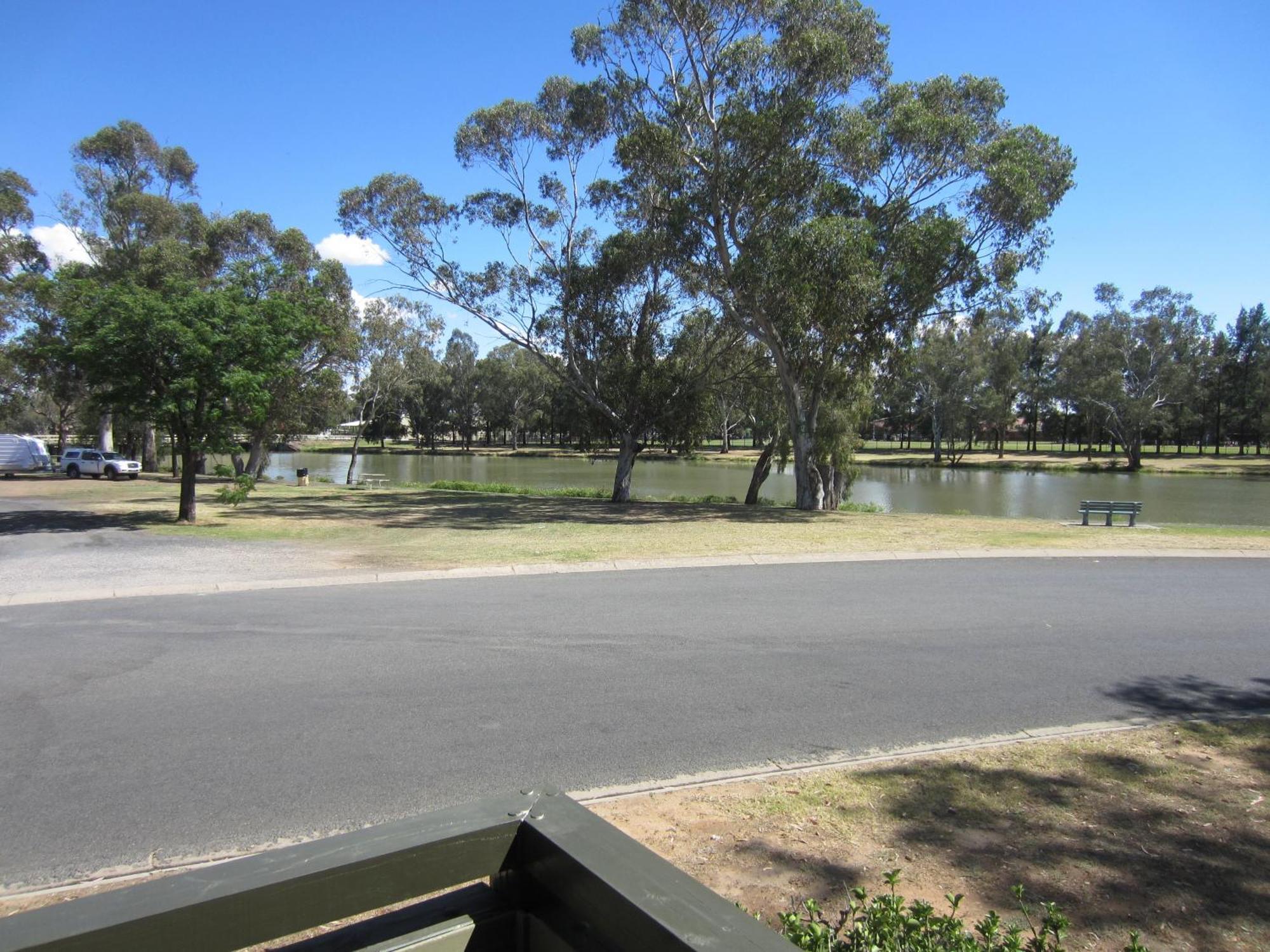 Lake Forbes Motel Rom bilde