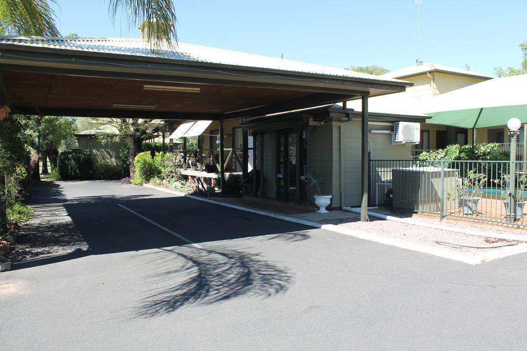 Lake Forbes Motel Eksteriør bilde