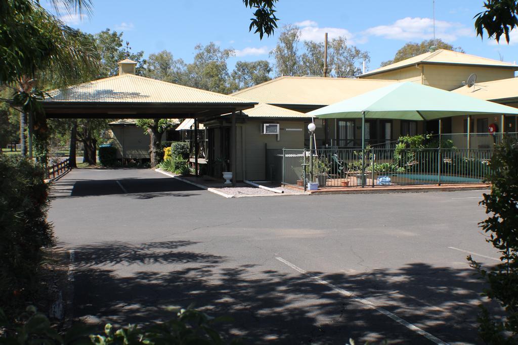 Lake Forbes Motel Eksteriør bilde
