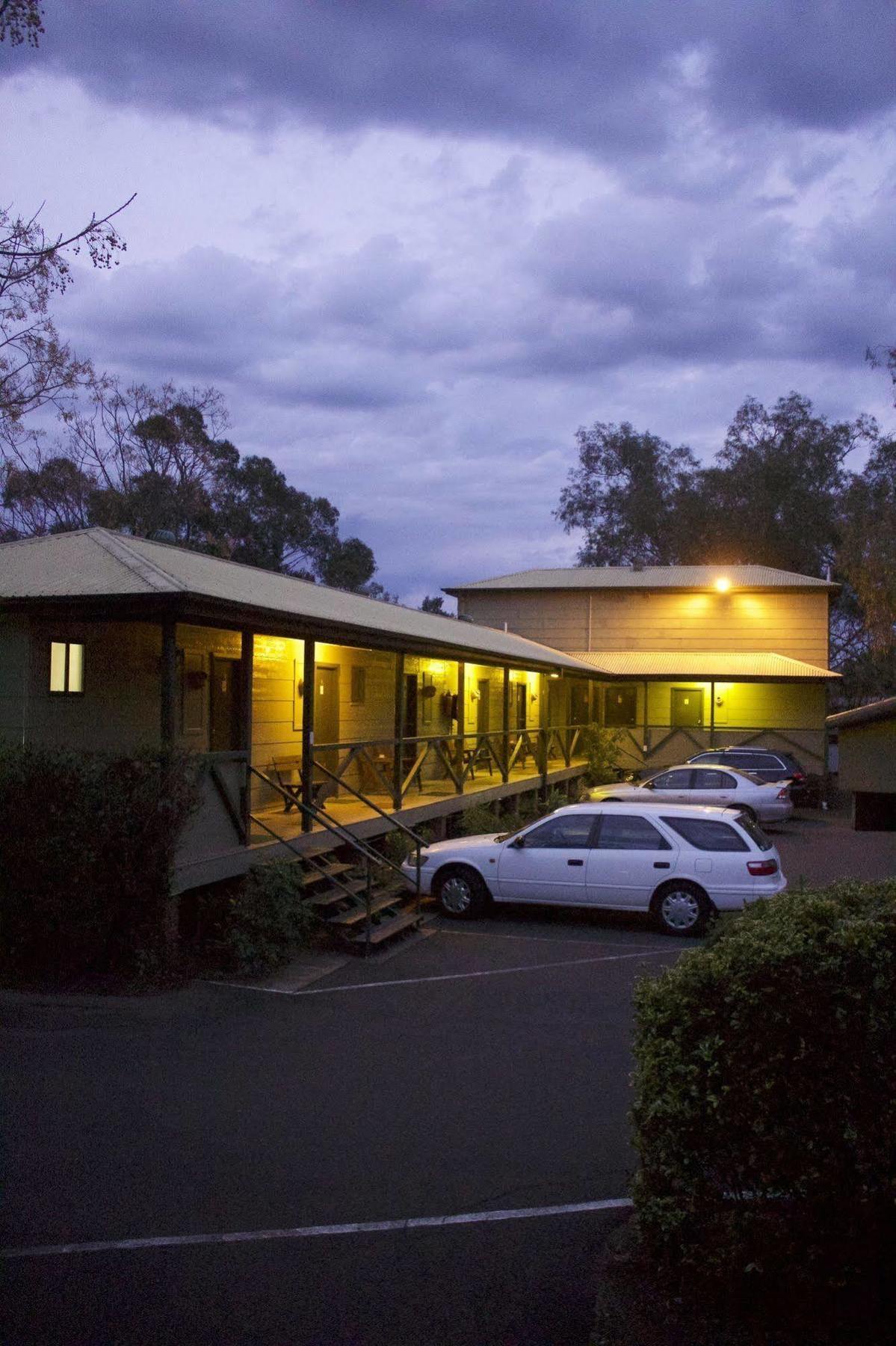 Lake Forbes Motel Eksteriør bilde